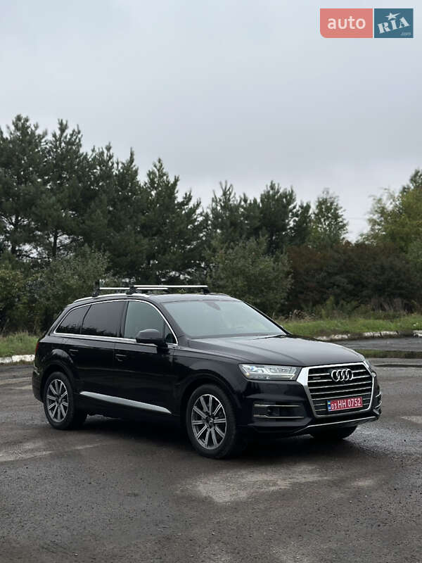 Позашляховик / Кросовер Audi Q7 2017 в Тернополі