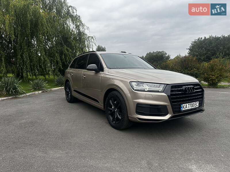 Внедорожник / Кроссовер Audi Q7 2018 в Киеве