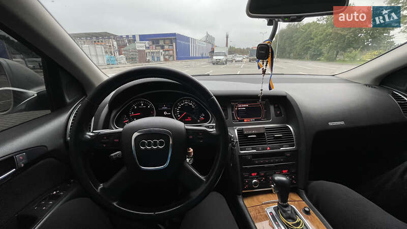 Позашляховик / Кросовер Audi Q7 2006 в Коломиї
