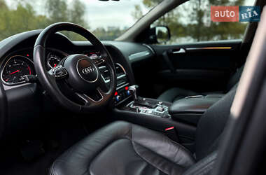 Позашляховик / Кросовер Audi Q7 2014 в 