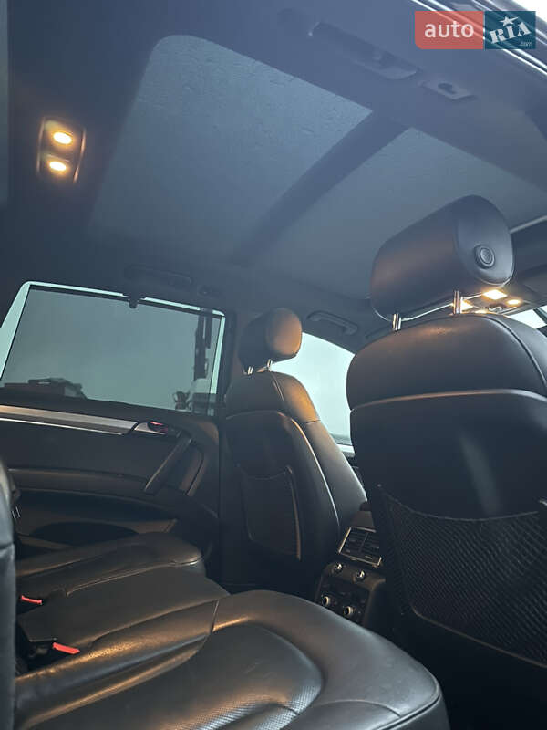 Позашляховик / Кросовер Audi Q7 2015 в Теребовлі