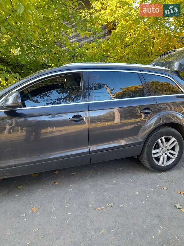 Позашляховик / Кросовер Audi Q7 2007 в Сумах