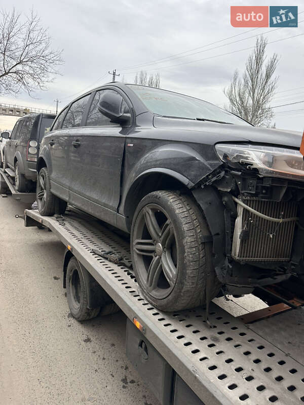 Внедорожник / Кроссовер Audi Q7 2013 в Одессе