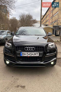 Внедорожник / Кроссовер Audi Q7 2013 в Одессе