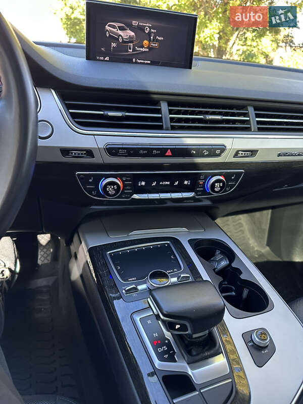 Позашляховик / Кросовер Audi Q7 2019 в Чернігові