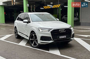 Внедорожник / Кроссовер Audi Q7 2019 в Киеве