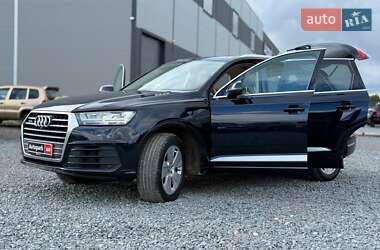 Позашляховик / Кросовер Audi Q7 2016 в 