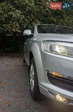 Позашляховик / Кросовер Audi Q7 2007 в 