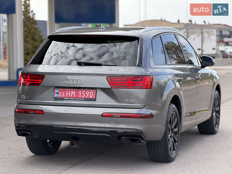 Позашляховик / Кросовер Audi Q7 2017 в Запоріжжі