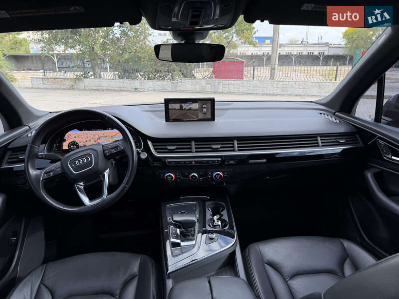 Позашляховик / Кросовер Audi Q7 2017 в Запоріжжі