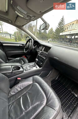 Внедорожник / Кроссовер Audi Q7 2007 в 