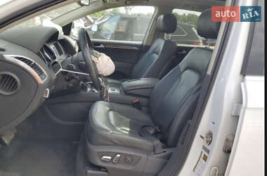 Внедорожник / Кроссовер Audi Q7 2015 в 