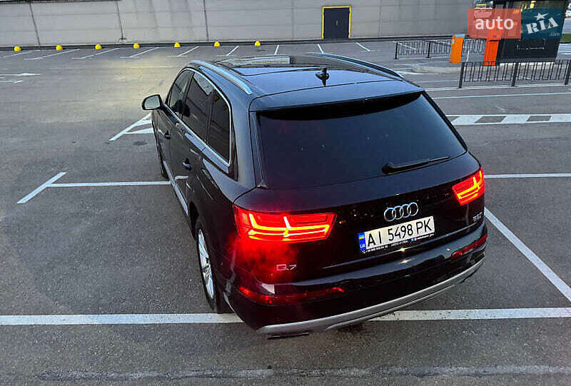 Внедорожник / Кроссовер Audi Q7 2017 в Киеве