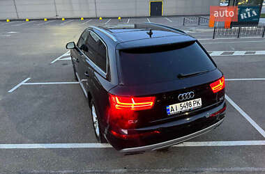 Внедорожник / Кроссовер Audi Q7 2017 в 