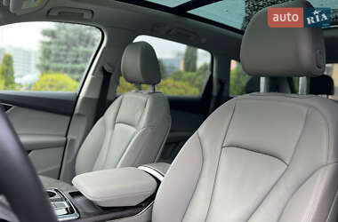 Внедорожник / Кроссовер Audi Q7 2022 в 