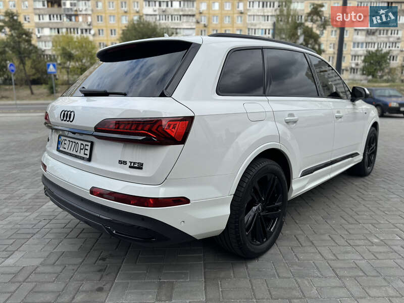 Внедорожник / Кроссовер Audi Q7 2020 в Днепре