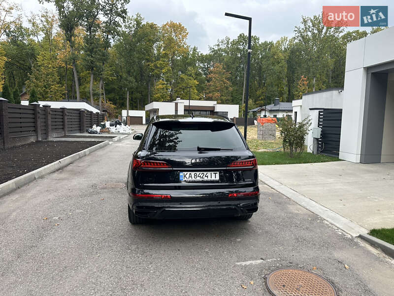 Внедорожник / Кроссовер Audi Q7 2020 в Киеве фото 4 Внедорожник / Кроссовер Audi Q7 2020 в Киеве