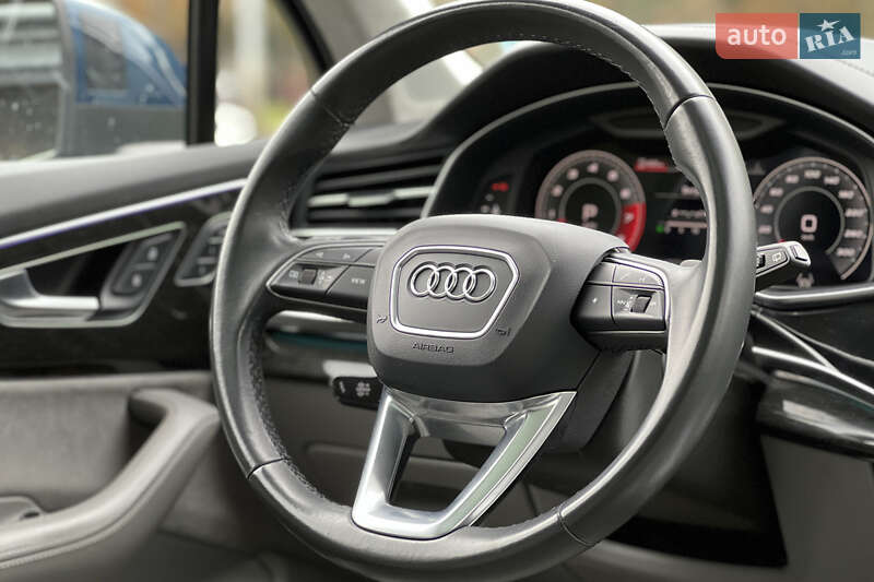 Позашляховик / Кросовер Audi Q7 2020 в Львові