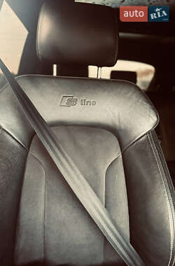 Позашляховик / Кросовер Audi Q7 2010 в 
