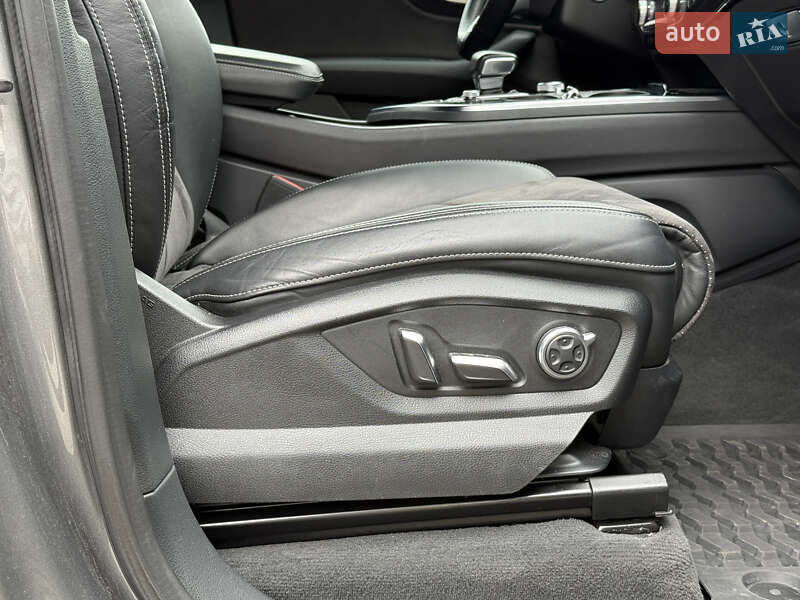 Внедорожник / Кроссовер Audi Q7 2016 в Львове