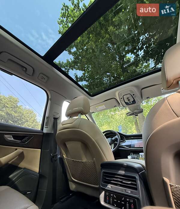 Позашляховик / Кросовер Audi Q7 2019 в Львові