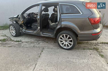 Внедорожник / Кроссовер Audi Q7 2010 в Олевске