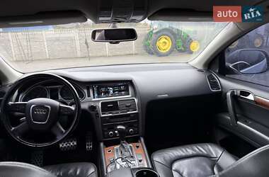 Позашляховик / Кросовер Audi Q7 2008 в 