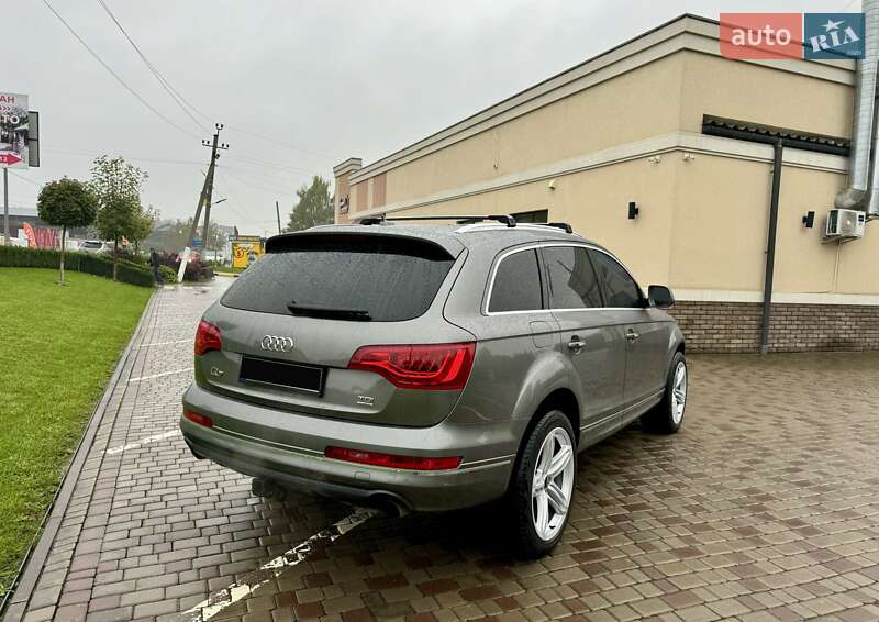 Позашляховик / Кросовер Audi Q7 2011 в Чернівцях