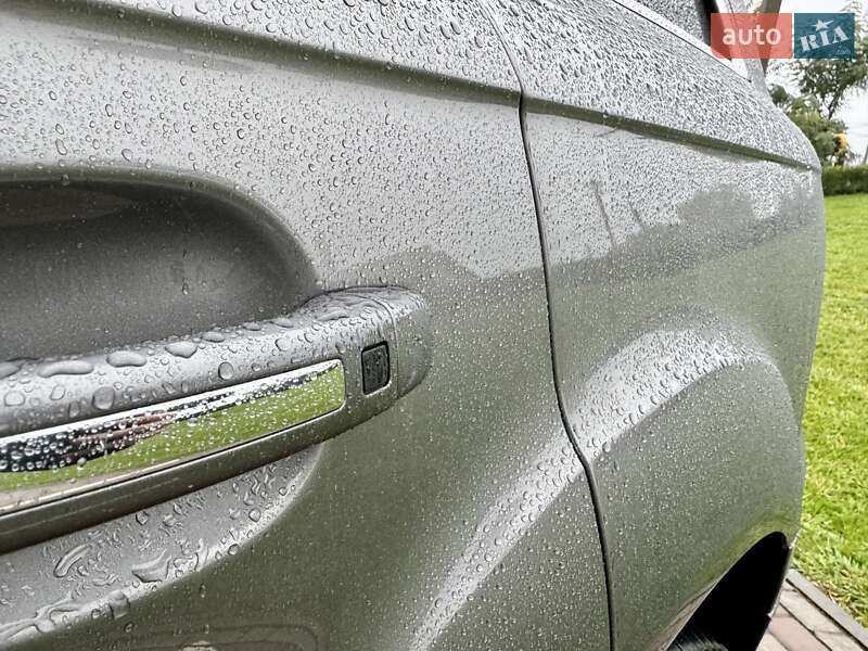 Позашляховик / Кросовер Audi Q7 2011 в Чернівцях
