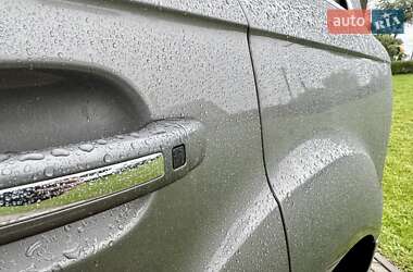 Позашляховик / Кросовер Audi Q7 2011 в 