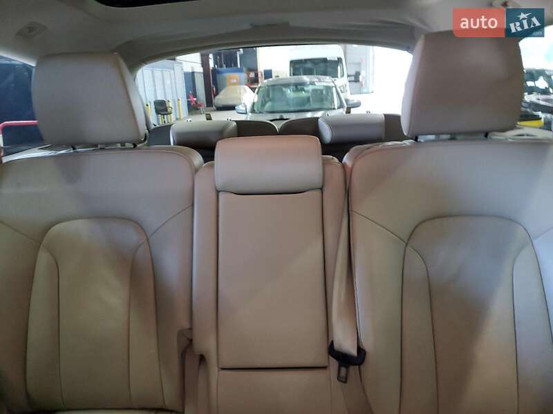 Внедорожник / Кроссовер Audi Q7 2014 в Ровно