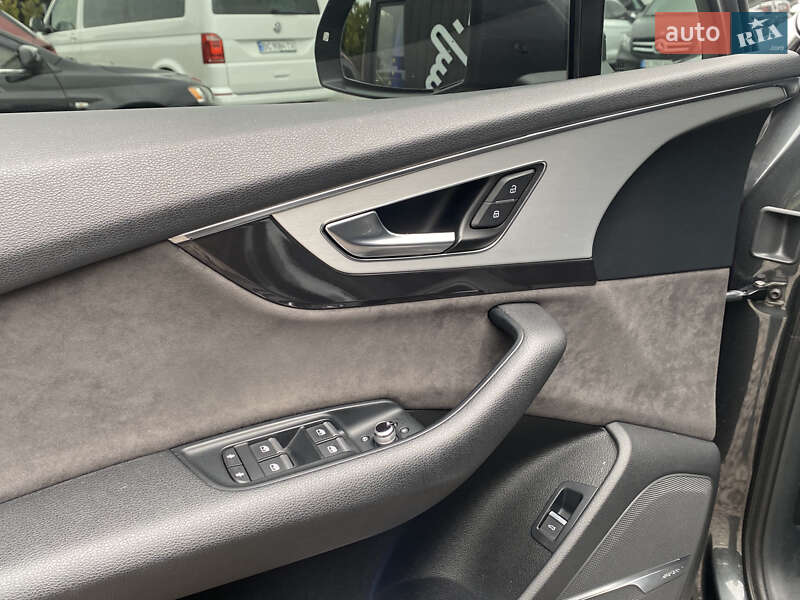 Внедорожник / Кроссовер Audi Q7 2018 в Львове фото 17 Внедорожник / Кроссовер Audi Q7 2018 в Львове