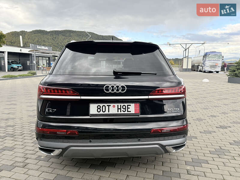 Позашляховик / Кросовер Audi Q7 2019 в Хусті
