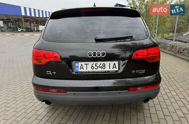 Позашляховик / Кросовер Audi Q7 2006 в 