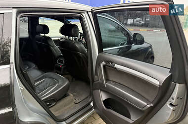 Позашляховик / Кросовер Audi Q7 2006 в 