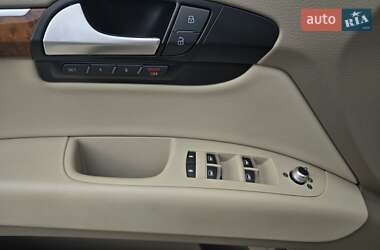 Позашляховик / Кросовер Audi Q7 2014 в 