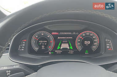 Внедорожник / Кроссовер Audi Q7 2021 в 