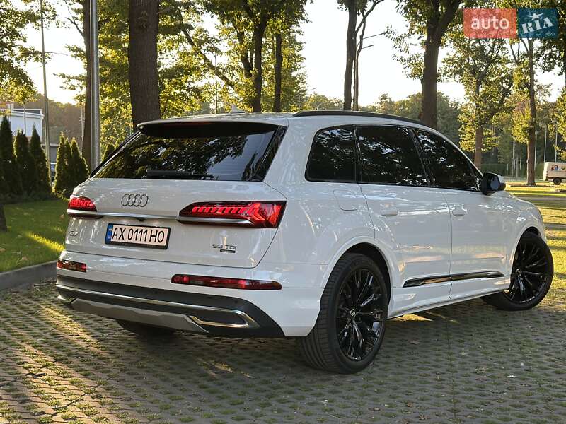 Позашляховик / Кросовер Audi Q7 2023 в Харкові