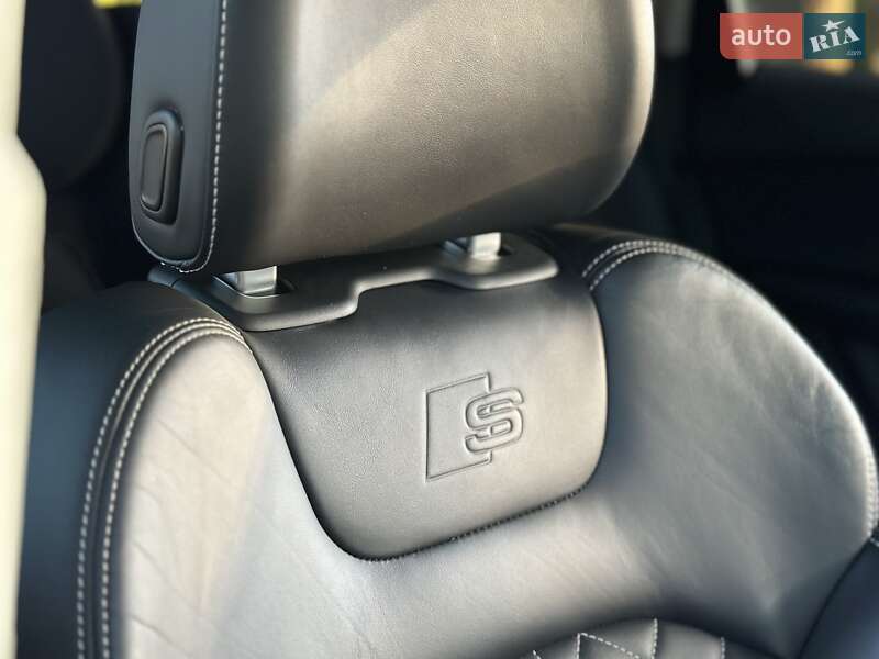 Позашляховик / Кросовер Audi Q7 2023 в Харкові