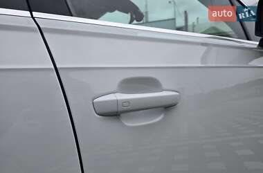 Внедорожник / Кроссовер Audi Q7 2017 в 