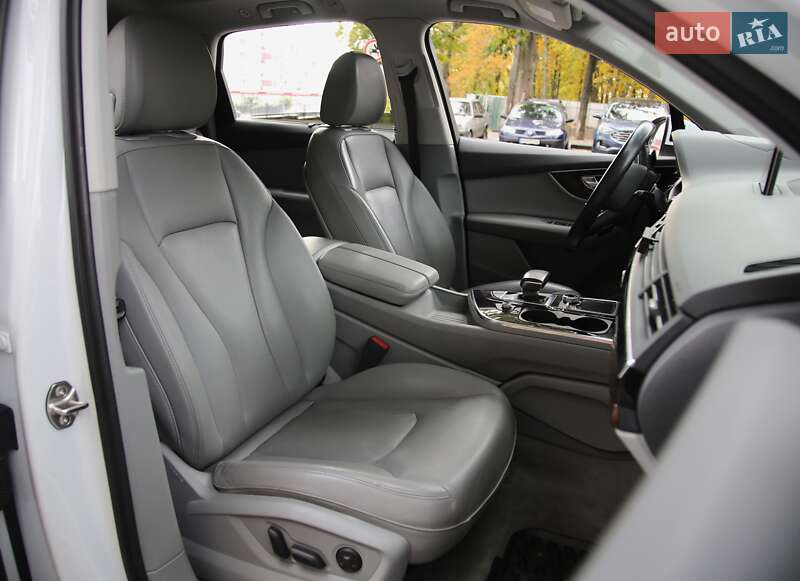 Позашляховик / Кросовер Audi Q7 2017 в Харкові фото 12 Позашляховик / Кросовер Audi Q7 2017 в Харкові