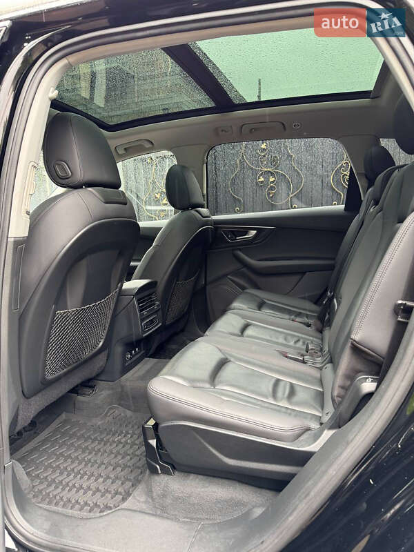Внедорожник / Кроссовер Audi Q7 2020 в Киеве