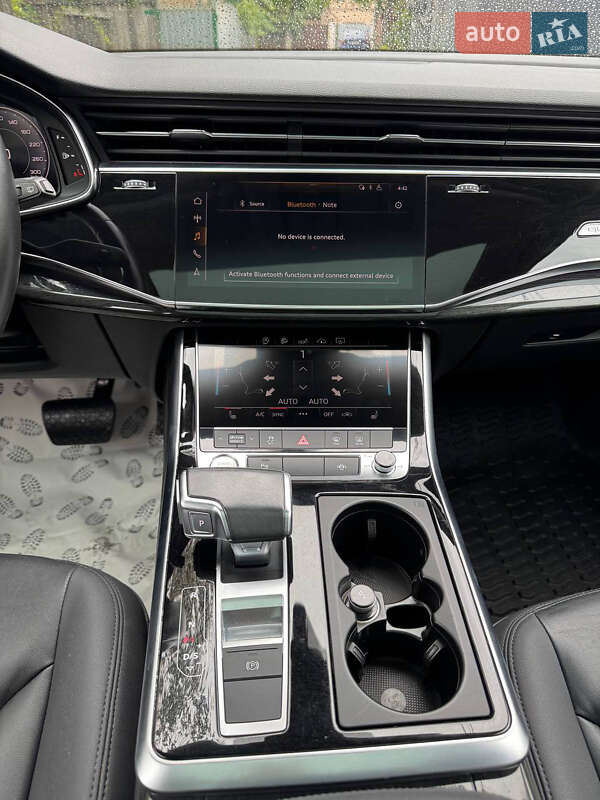 Внедорожник / Кроссовер Audi Q7 2020 в Киеве