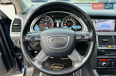 Внедорожник / Кроссовер Audi Q7 2012 в 
