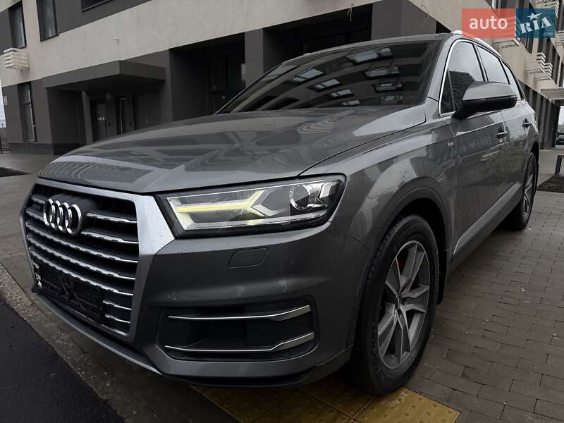 Внедорожник / Кроссовер Audi Q7 2016 в Киеве фото 18 Внедорожник / Кроссовер Audi Q7 2016 в Киеве