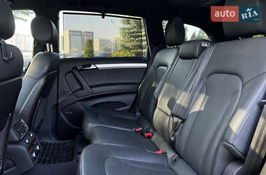 Позашляховик / Кросовер Audi Q7 2014 в 