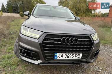 Внедорожник / Кроссовер Audi Q7 2019 в 
