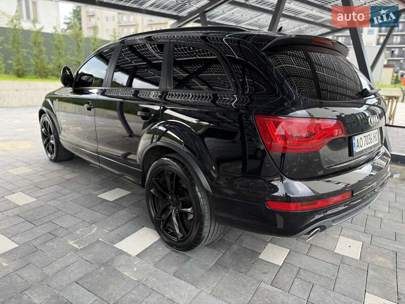 Внедорожник / Кроссовер Audi Q7 2012 в Мукачево