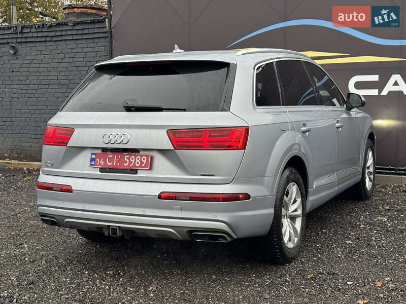 Позашляховик / Кросовер Audi Q7 2017 в Києві