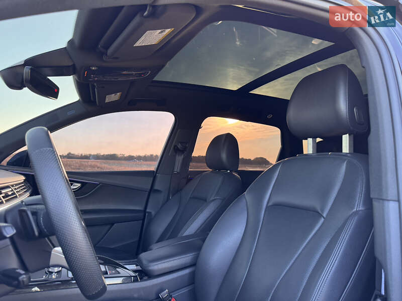 Позашляховик / Кросовер Audi Q7 2018 в Києві